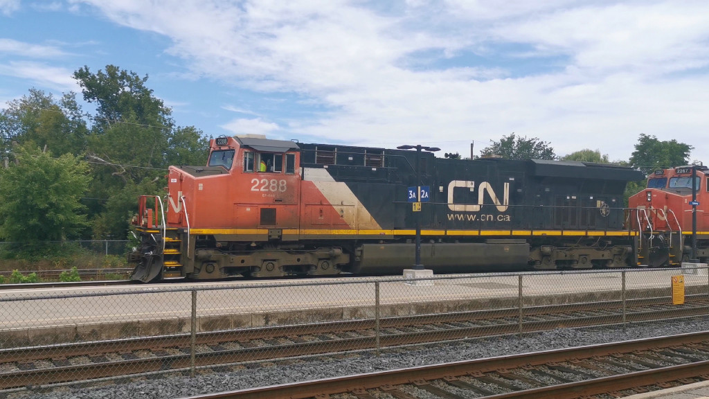 CN 2288